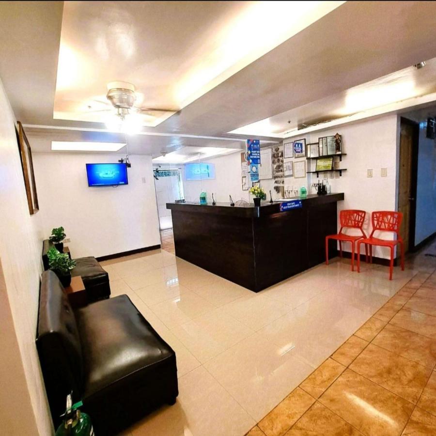 Makati Poblacion Hotel Mandaluyong Exterior photo